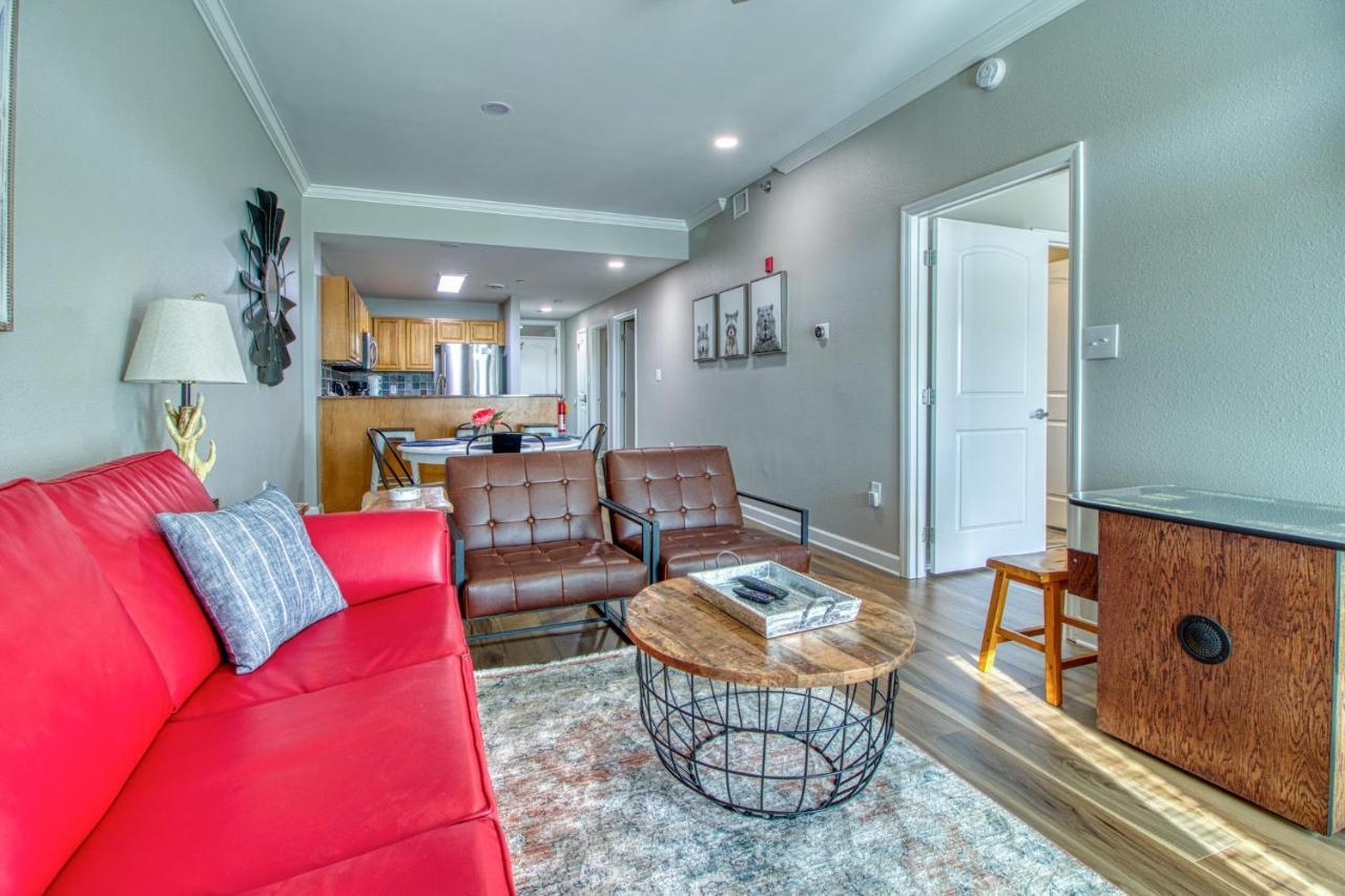 Fantastic Location! River And Mountain Views 2Br/2Ba Sleeps 6 Pigeon Forge Luaran gambar